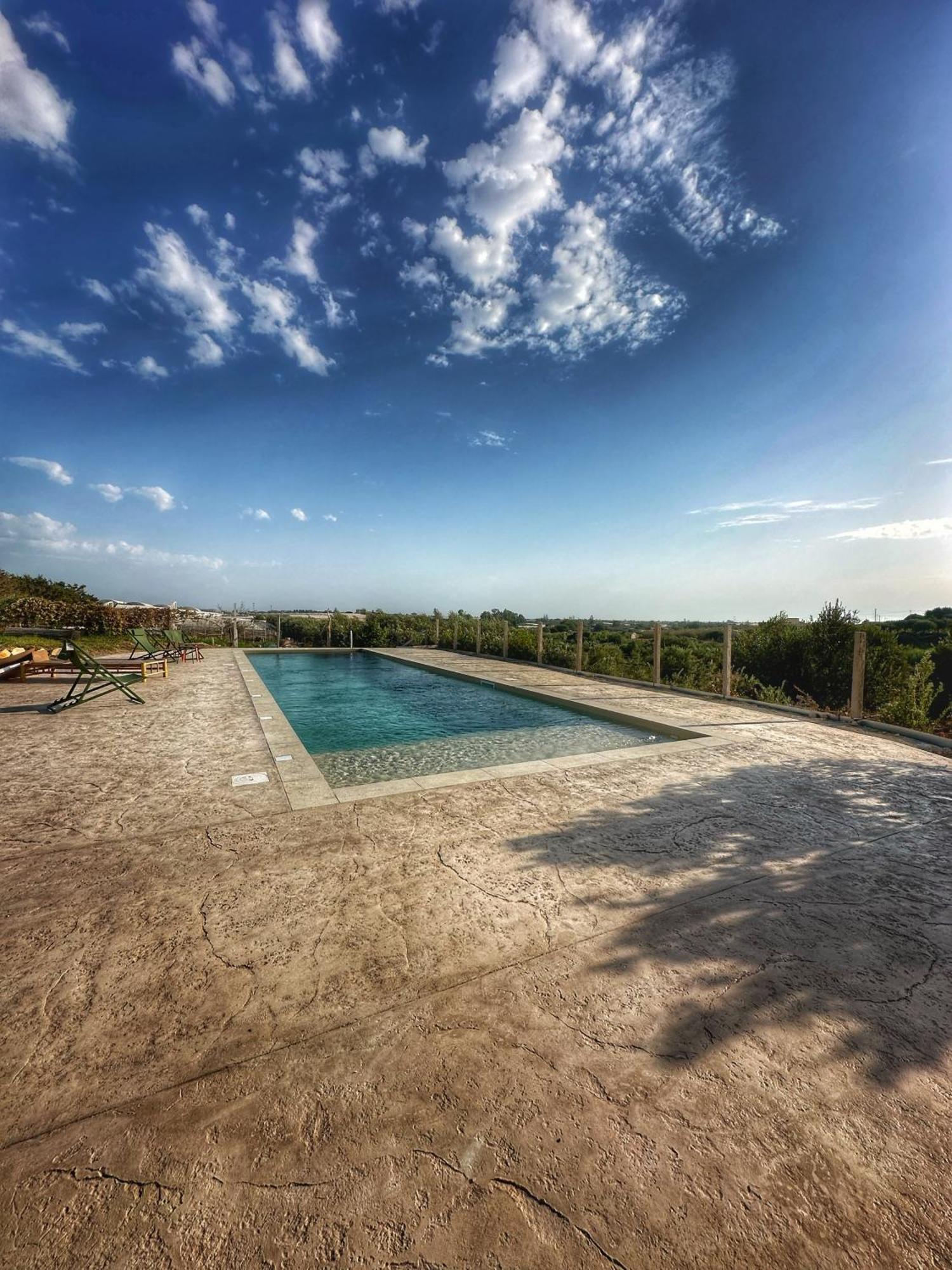 Ciriga Sicily Glamping Resort Santa Maria del Focallo Exterior foto