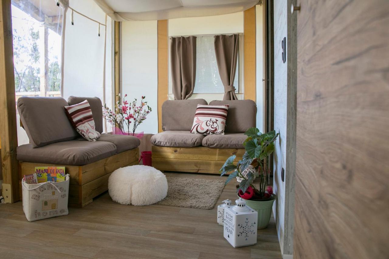 Ciriga Sicily Glamping Resort Santa Maria del Focallo Exterior foto